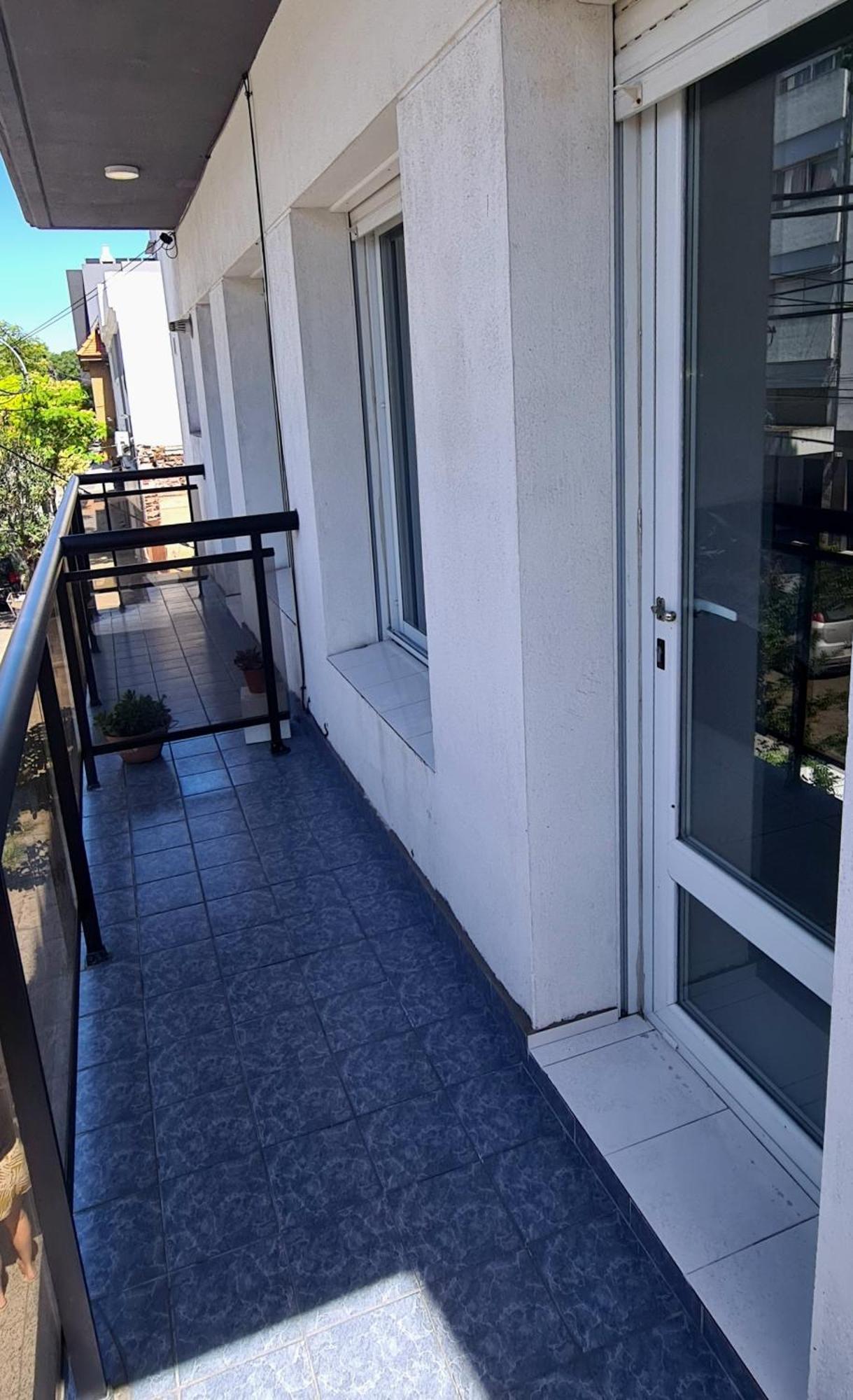 Alvarado , Moderno Y Con Estacionamiento Apartment